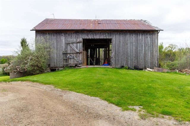 1545 N Van Dyke Road, Imlay City, MI 48444