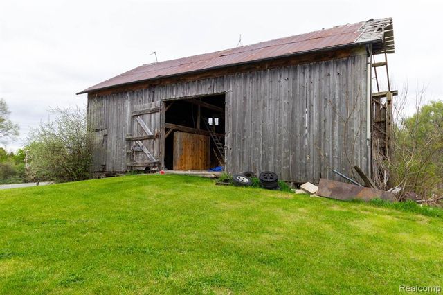 1545 N Van Dyke Road, Imlay City, MI 48444