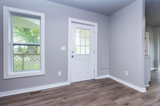 1545 N Van Dyke Road, Imlay City, MI 48444