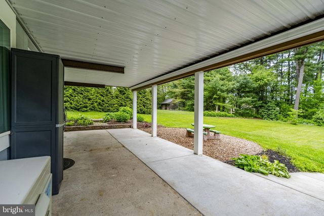 30 PINE CREST DR, Denver, PA 17517