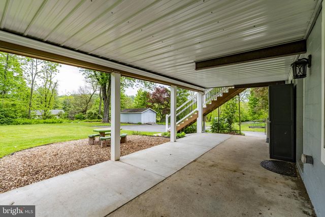 30 PINE CREST DR, Denver, PA 17517