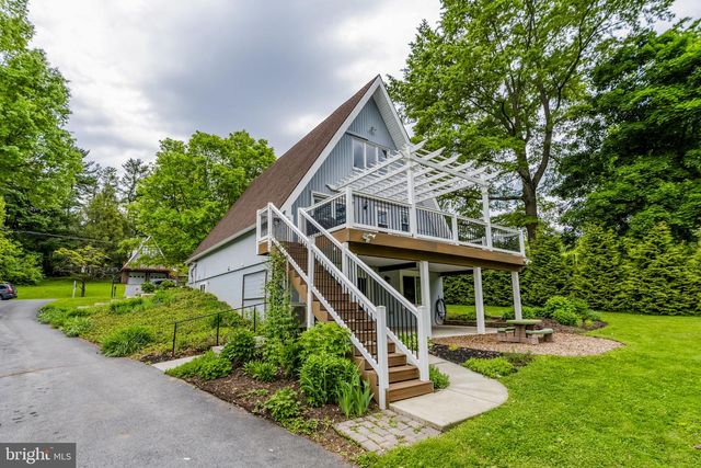 30 PINE CREST DR, Denver, PA 17517
