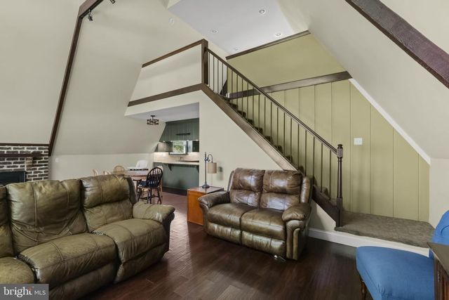 30 PINE CREST DR, Denver, PA 17517