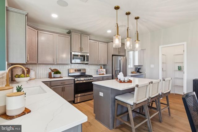 003 MULLEN DR, Sicklerville, NJ 08081