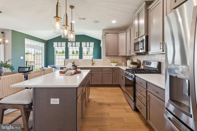 003 MULLEN DR, Sicklerville, NJ 08081
