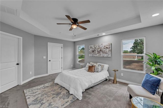 123 N 4th ST, Suffolk, VA 23434