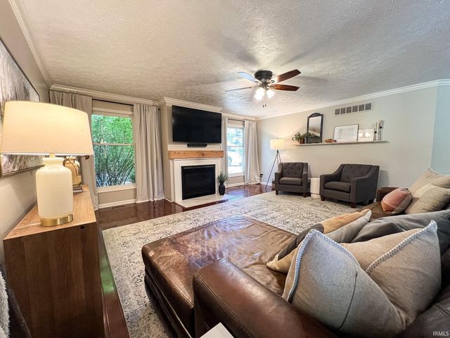 10314 Shefield Court, Newburgh, IN 47630