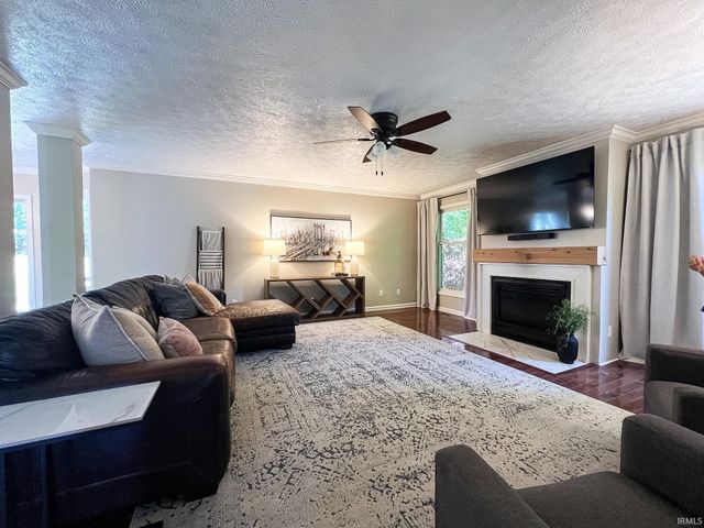 10314 Shefield Court, Newburgh, IN 47630