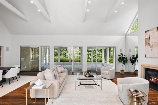 32 The Crossing, Purchase, NY 10577