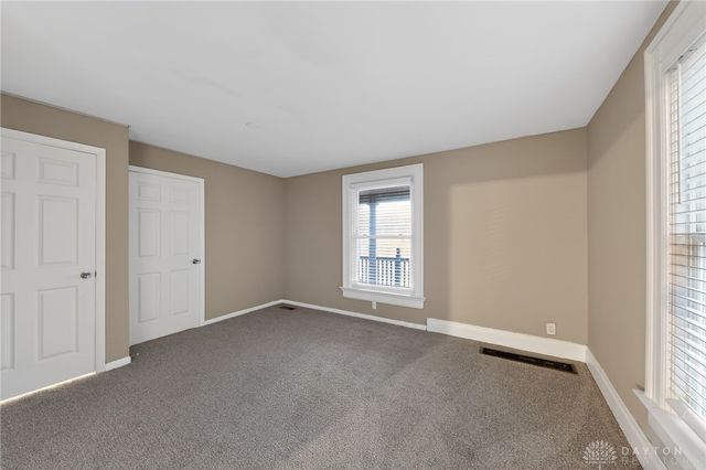 2527 S Dixie Drive, Dayton, OH 45409