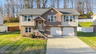 124 Grove Drive, Kingsport, TN 37663