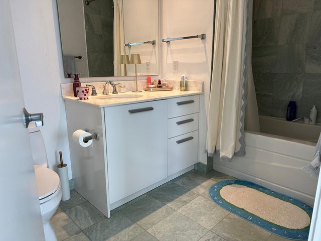 1060 Brickell Avenue 3711, Miami, FL 33131