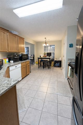 3807 W Locust Street, Rogers, AR 72756
