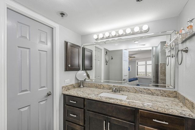 3525 Sage Road 1511, Houston, TX 77056