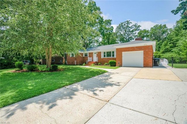 2348 Great Neck CIR, Virginia Beach, VA 23454