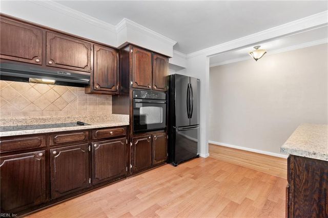 2348 Great Neck CIR, Virginia Beach, VA 23454