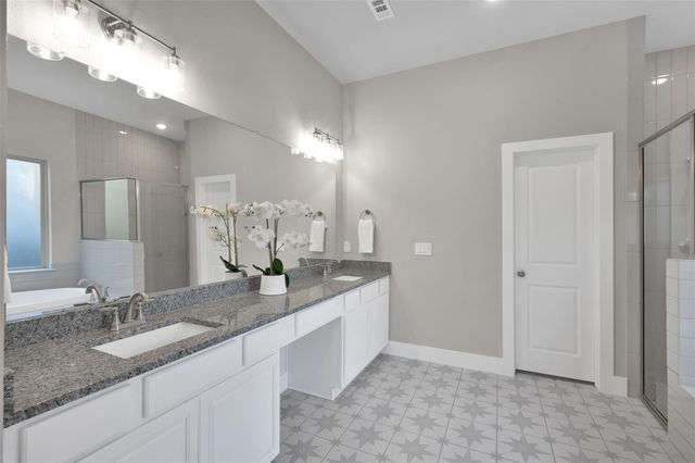 43 Wilmington Drive, Montgomery, TX 77356