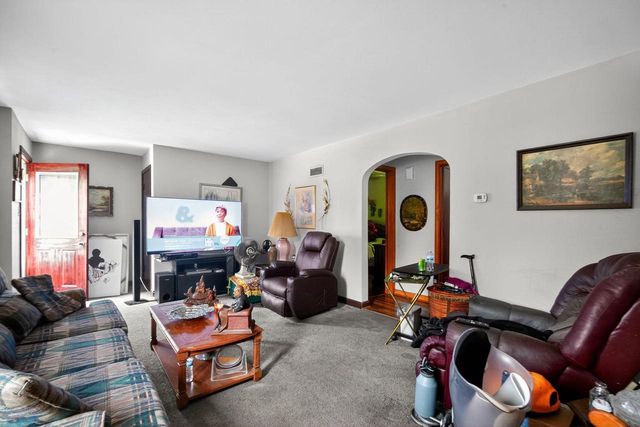 3578 S 48th STREET, Greenfield, WI 53220