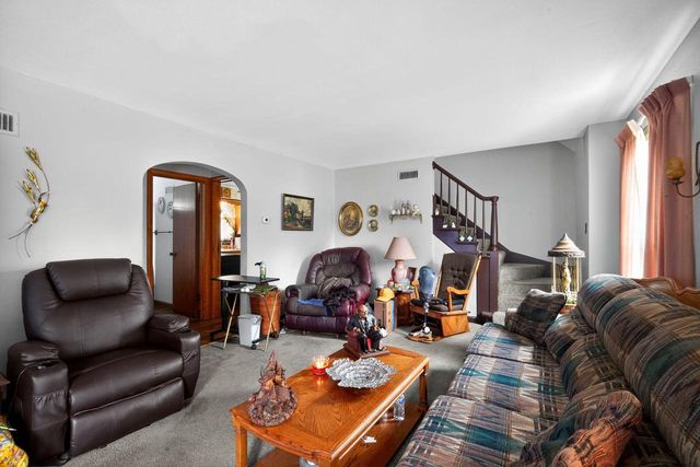 3578 S 48th STREET, Greenfield, WI 53220