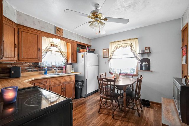 3578 S 48th STREET, Greenfield, WI 53220