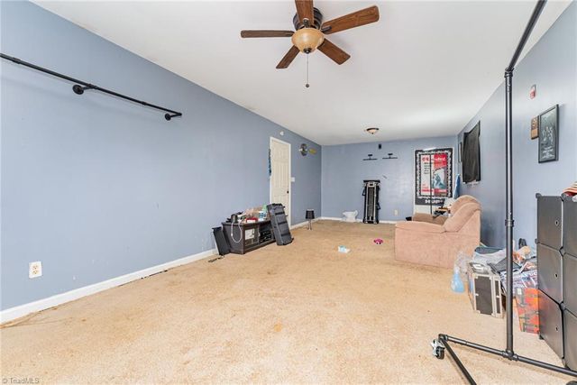 908 Phineas Drive, Kernersville, NC 27284