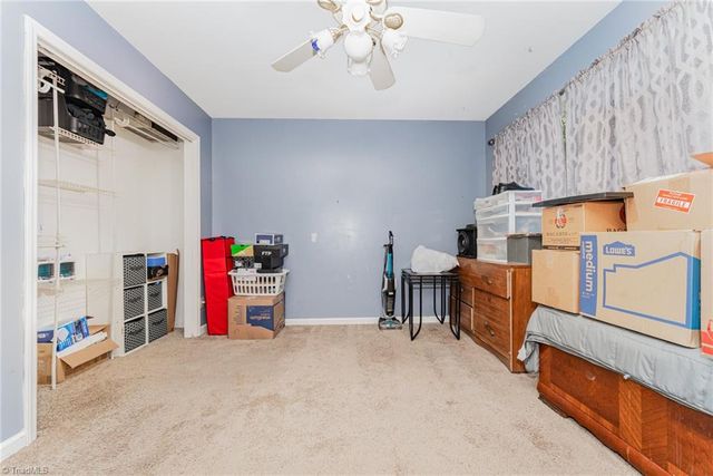 908 Phineas Drive, Kernersville, NC 27284