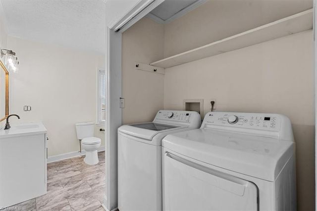 415 Davidson Street, Thomasville, NC 27360