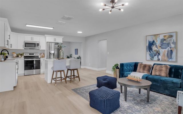 313 BEVERLY BOULEVARD, Brandon, FL 33511