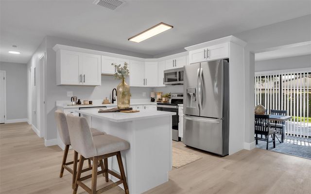 313 BEVERLY BOULEVARD, Brandon, FL 33511