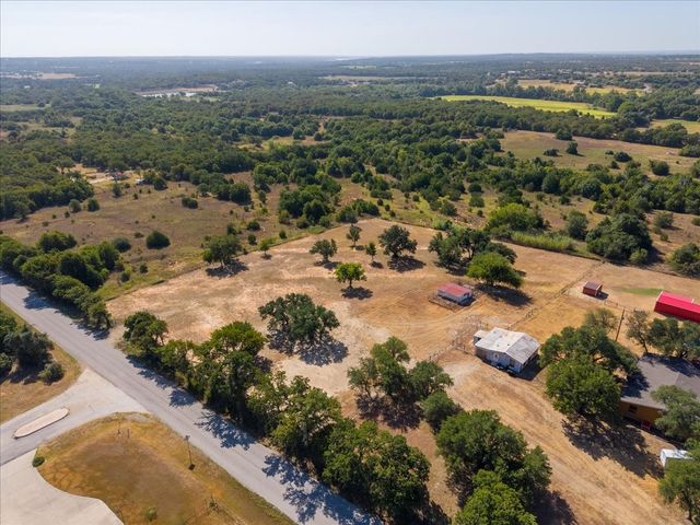 110 Friendship Road, Weatherford, TX 76085