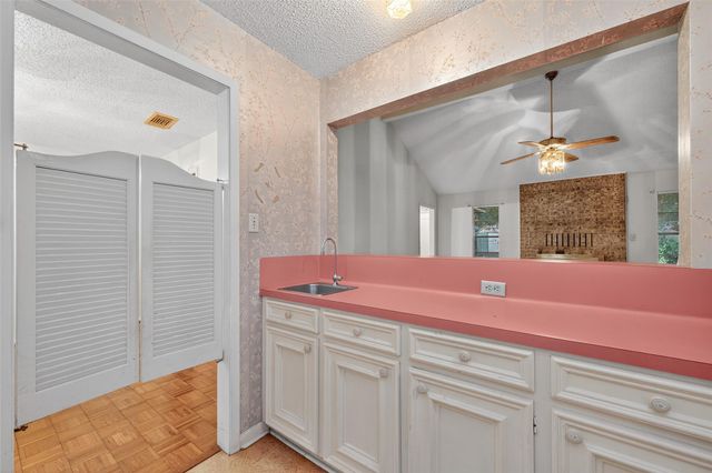 32918 Glenda Drive, Magnolia, TX 77354