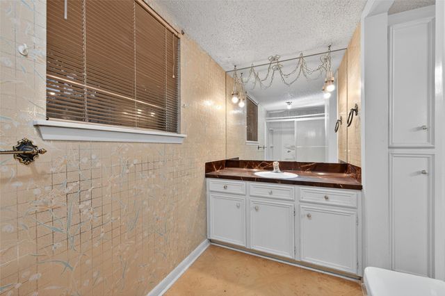 32918 Glenda Drive, Magnolia, TX 77354