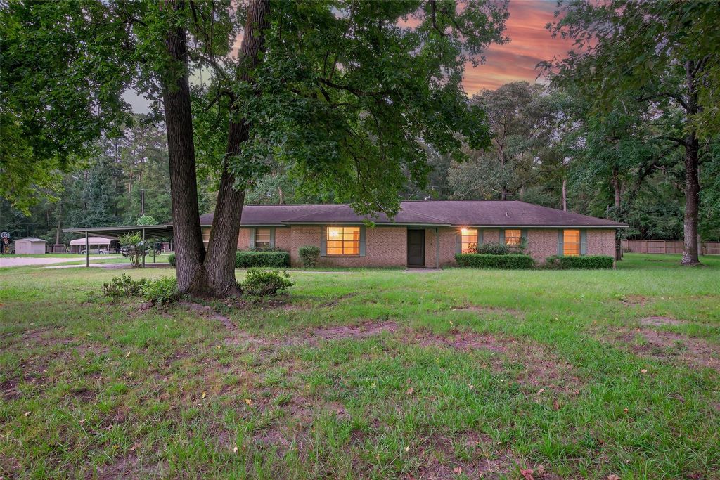 32918 Glenda Drive, Magnolia, TX 77354