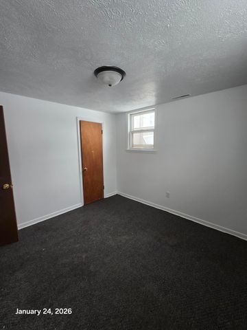 1676 W 13th Avenue, Gary, IN 46404