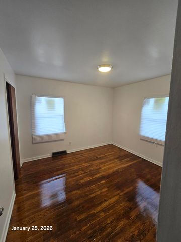 1676 W 13th Avenue, Gary, IN 46404