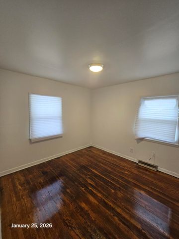 1676 W 13th Avenue, Gary, IN 46404