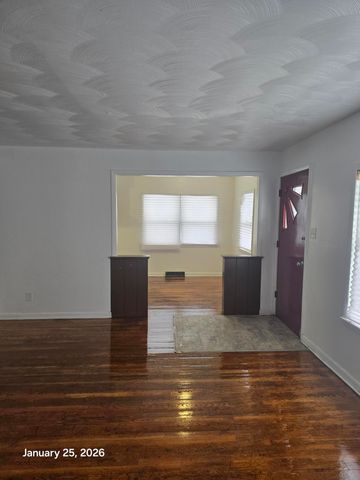 1676 W 13th Avenue, Gary, IN 46404