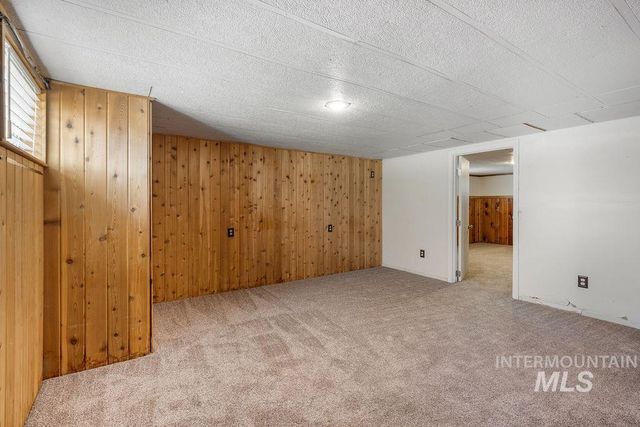 910 W Orchard Ave, Nampa, ID 83651