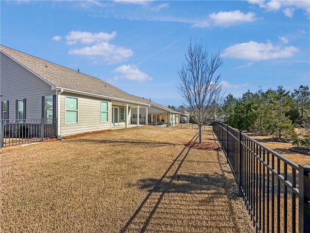 307 Chestnut Oak Drive, Peachtree City, GA 30269