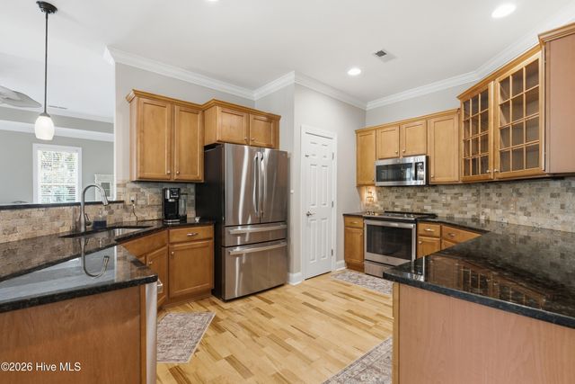 613 Bay Blossom Circle SE, Bolivia, NC 28422
