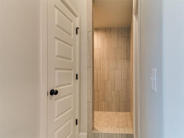 12204 Rockbed Drive, Yukon, OK 73099