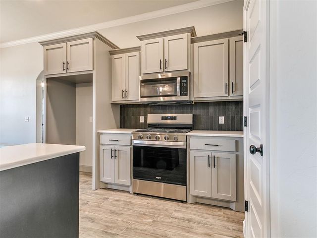 12204 Rockbed Drive, Yukon, OK 73099