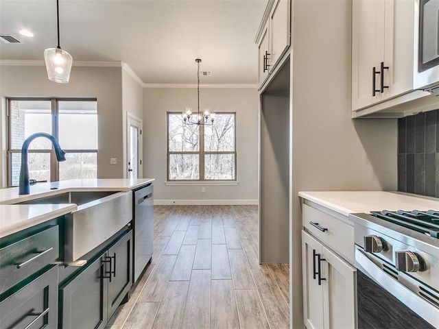 12204 Rockbed Drive, Yukon, OK 73099