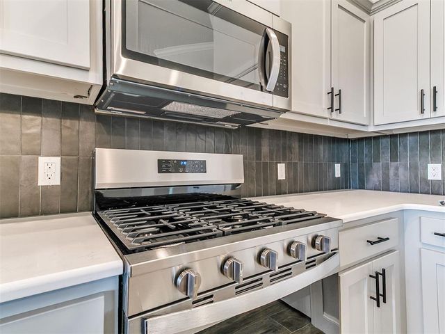 12204 Rockbed Drive, Yukon, OK 73099