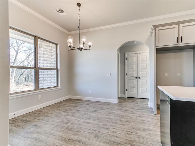 12204 Rockbed Drive, Yukon, OK 73099