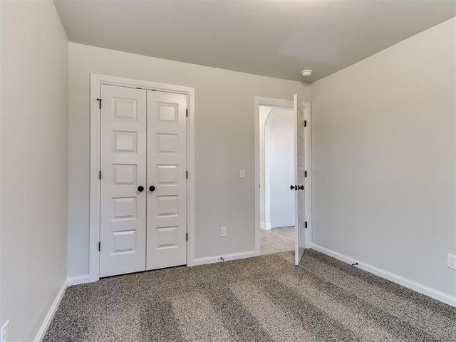 12204 Rockbed Drive, Yukon, OK 73099