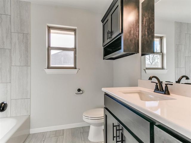 12204 Rockbed Drive, Yukon, OK 73099