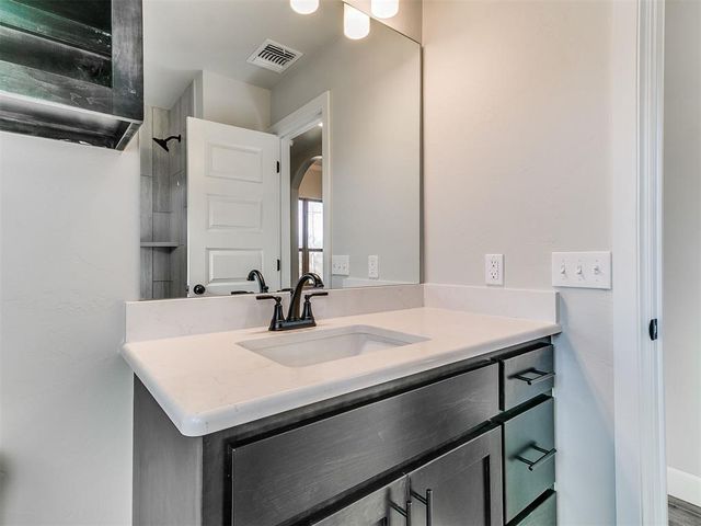 12204 Rockbed Drive, Yukon, OK 73099