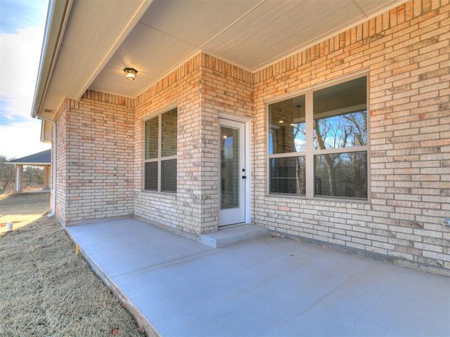 12204 Rockbed Drive, Yukon, OK 73099