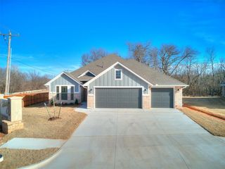 12204 Rockbed Drive, Yukon, OK 73099